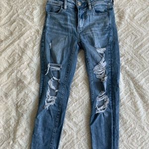 AMERICAN EAGLE skinny jeans
